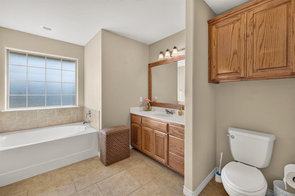 7033 Waterway Lane Property Photo 31