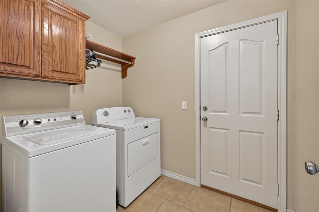 7033 Waterway Lane Property Photo 36