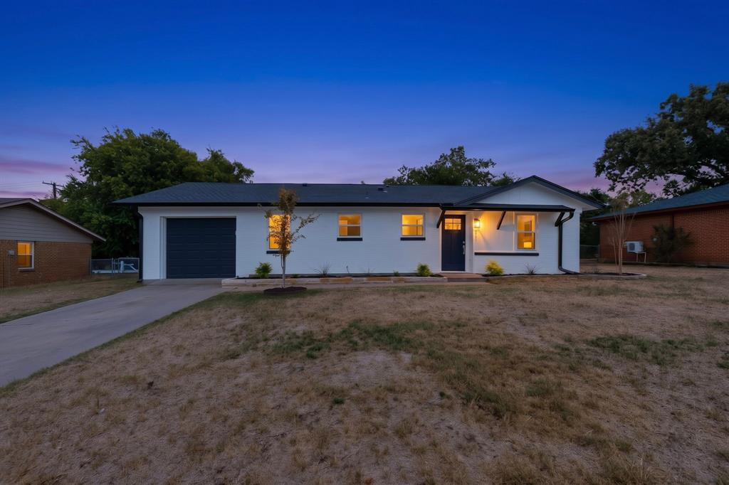 403 Glenn Drive Property Photo 2