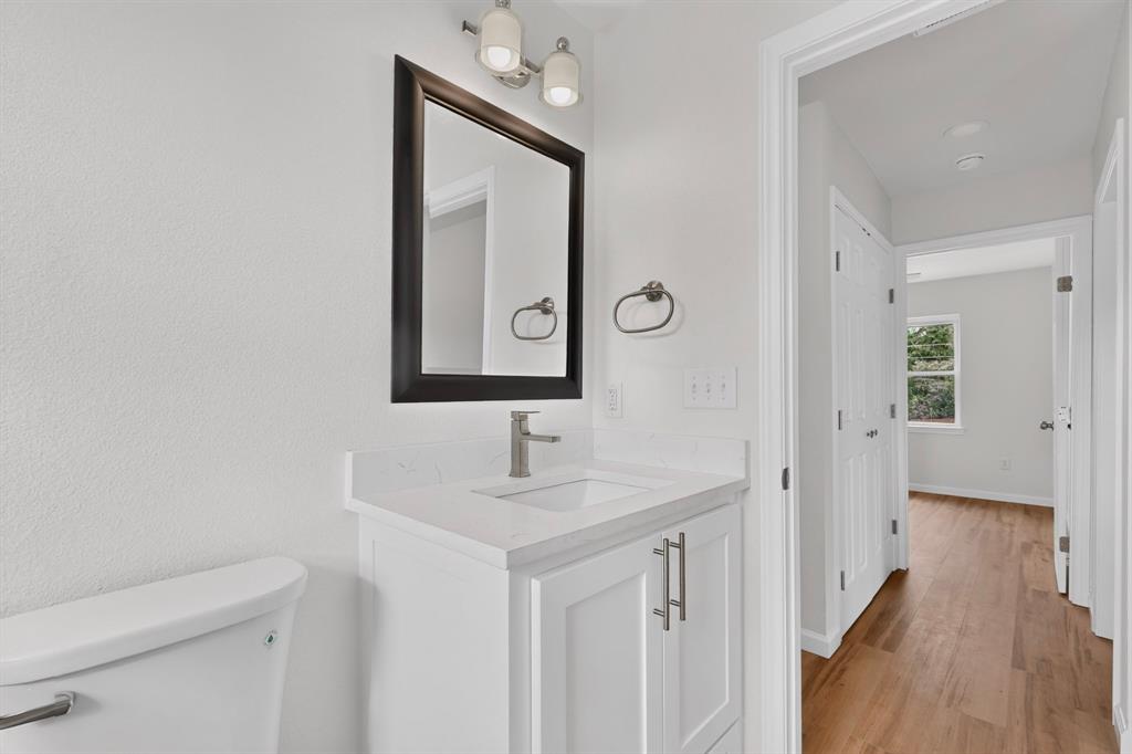 403 Glenn Drive Property Photo 22