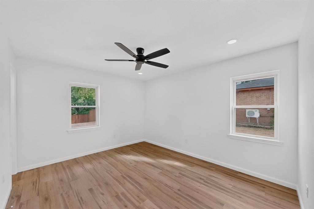 403 Glenn Drive Property Photo 13