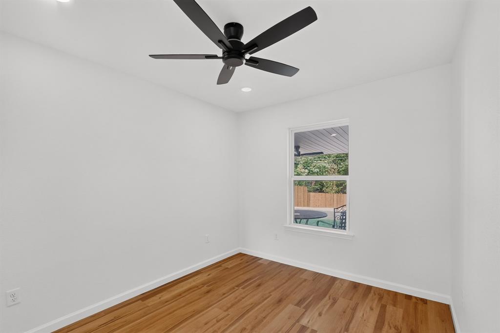 403 Glenn Drive Property Photo 23