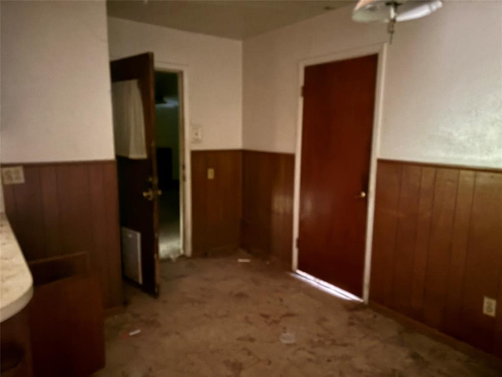 5912 Sandra Drive Property Photo 5