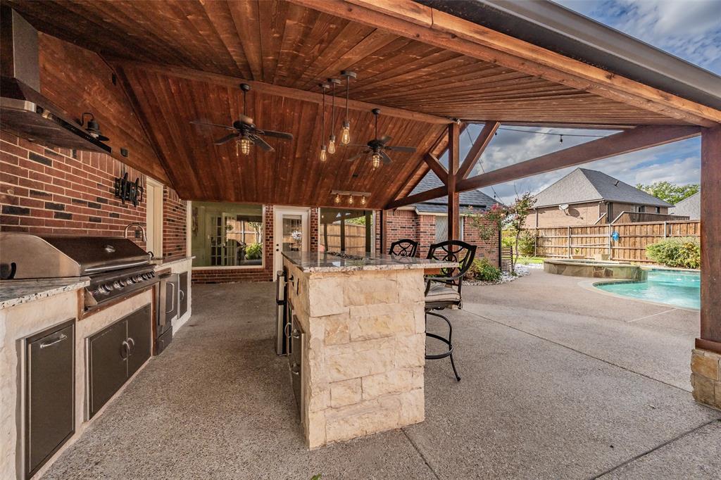 1800 Trail Lake Drive Property Photo 9