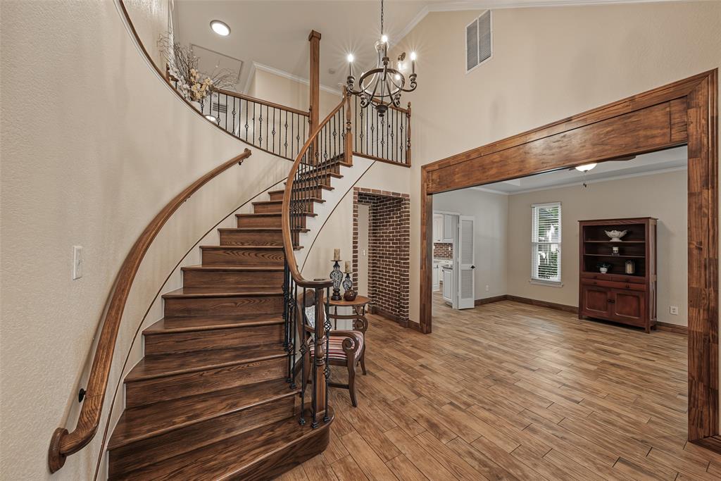 1800 Trail Lake Drive Property Photo 13