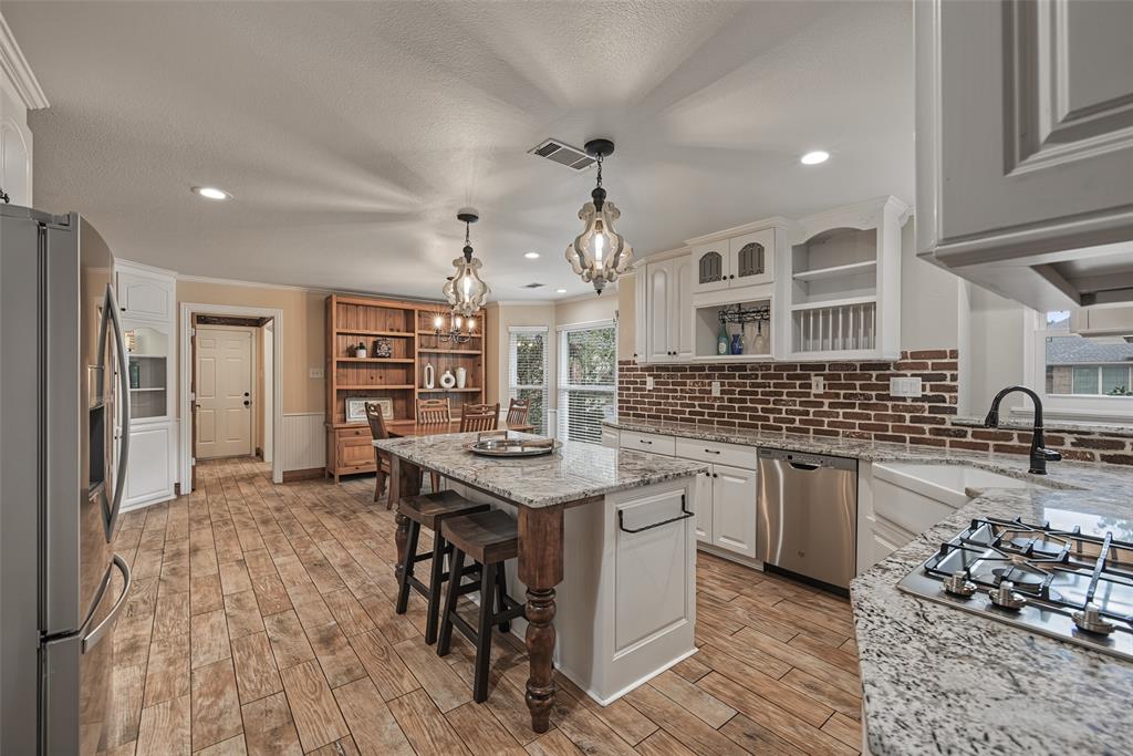 1800 Trail Lake Drive Property Photo 21