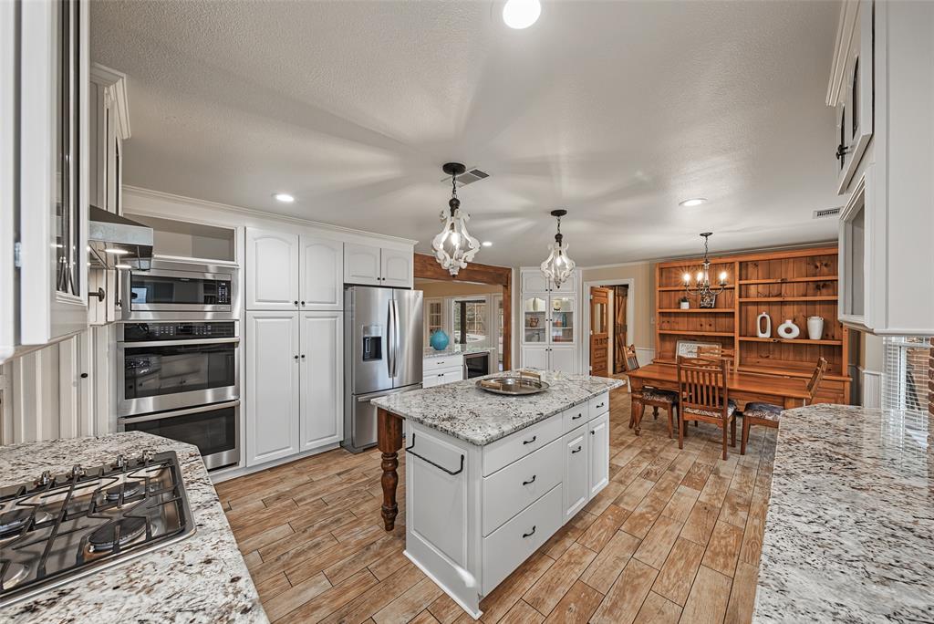 1800 Trail Lake Drive Property Photo 22