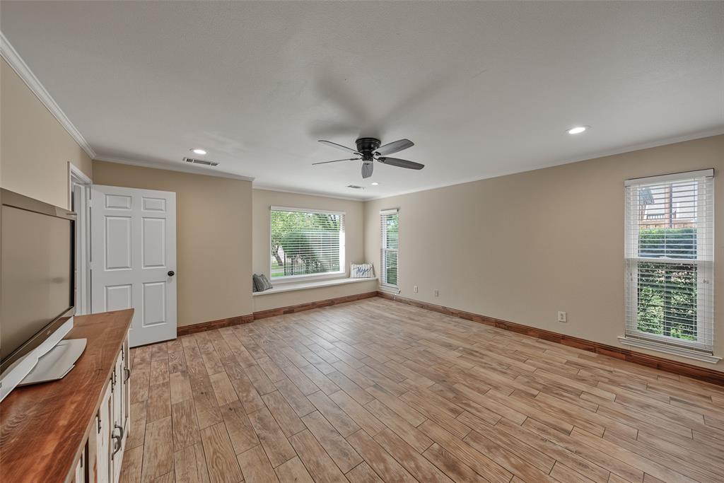 1800 Trail Lake Drive Property Photo 28
