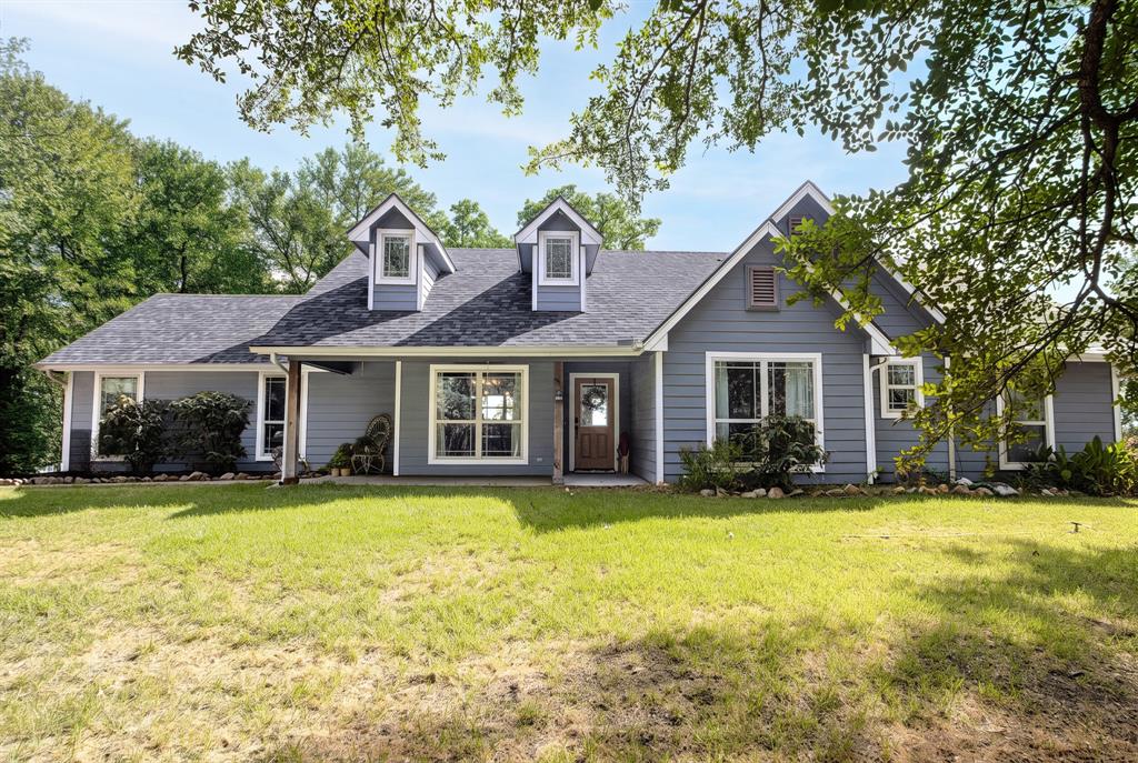 3207 Fm 2048 Property Photo 1