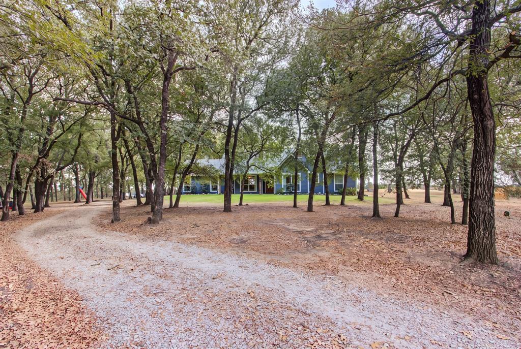 3207 Fm 2048 Property Photo 6