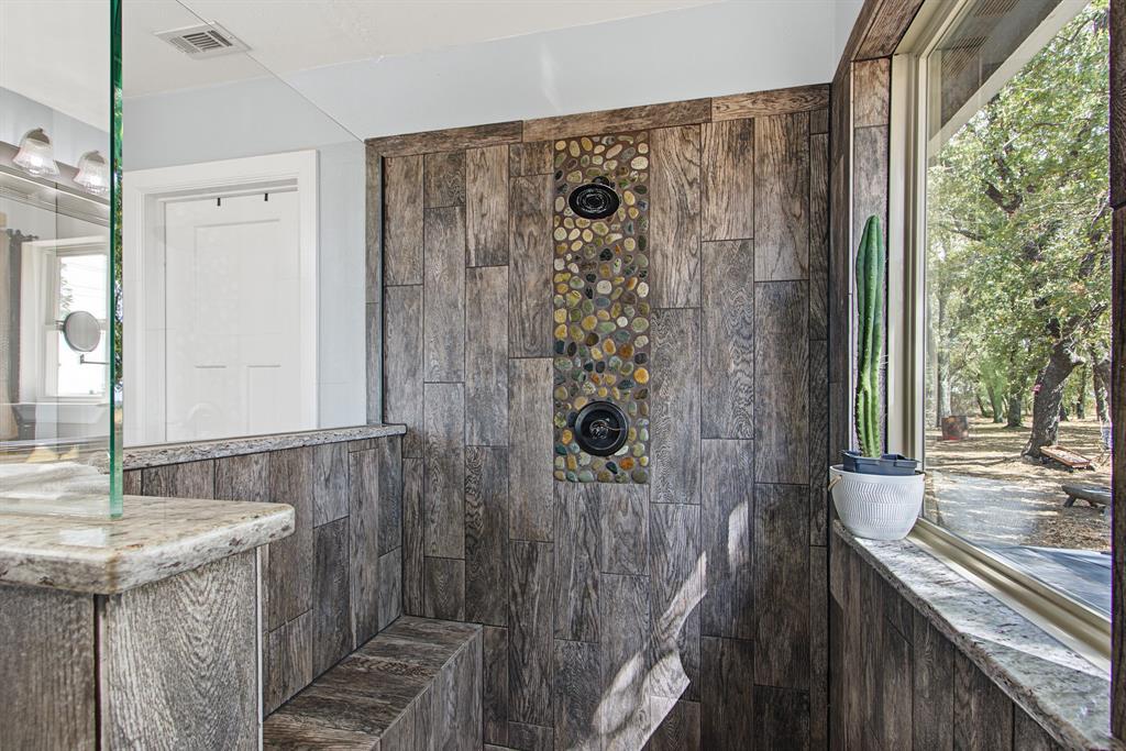 3207 Fm 2048 Property Photo 16