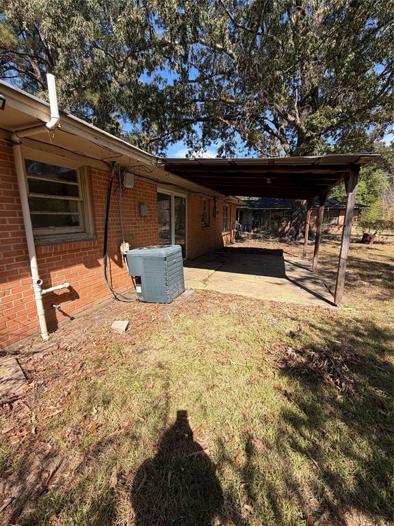 938 Huntington Lane Property Photo 10