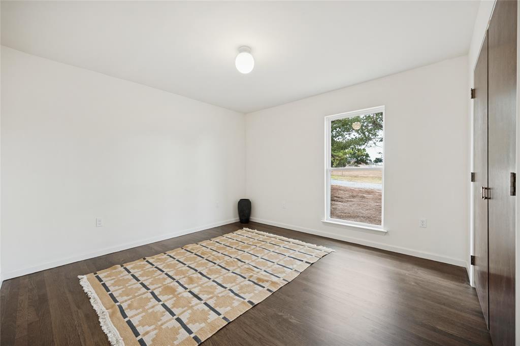 990 County Road 4371 Property Photo 24