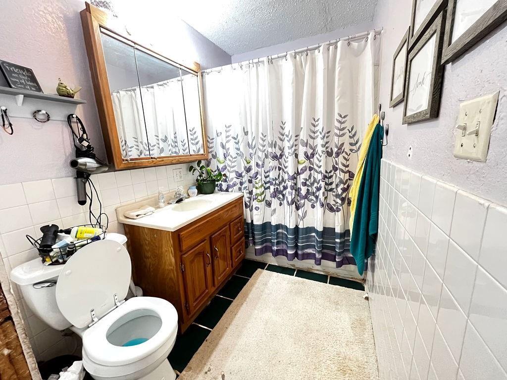 1100 W Walnut Street Property Photo 18