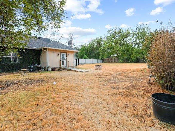 1100 W Walnut Street Property Photo 29