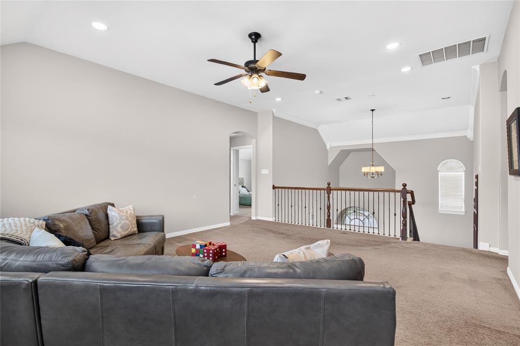 301 Rawhide Path Property Photo 25