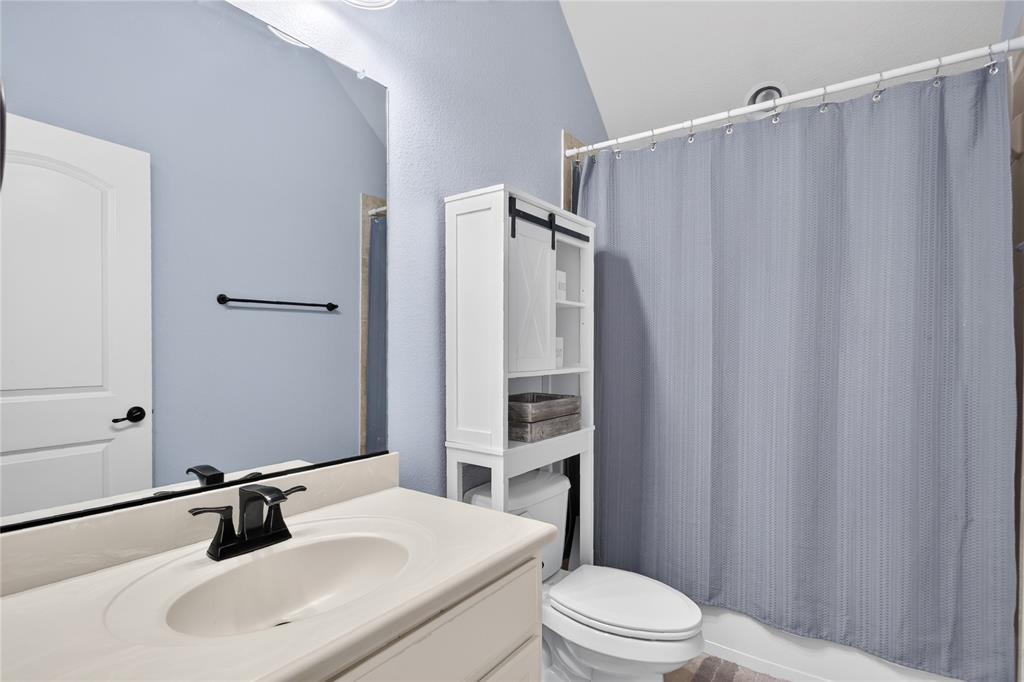 301 Rawhide Path Property Photo 30