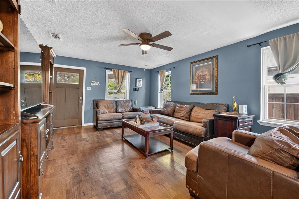 1714 Bessie Street Property Photo 10