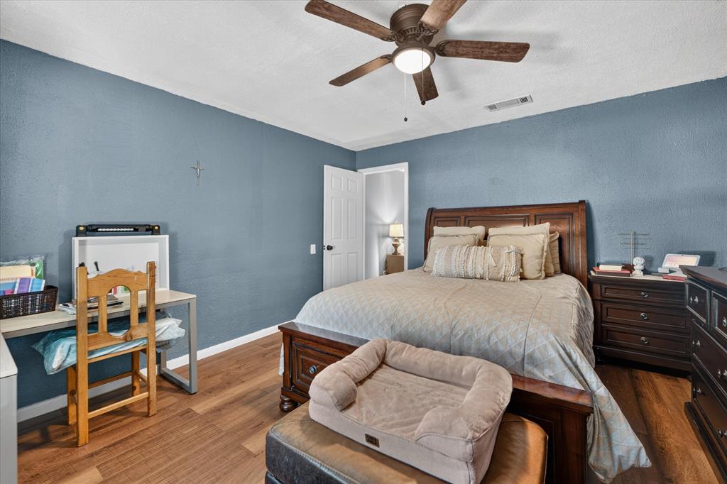 1714 Bessie Street Property Photo 21