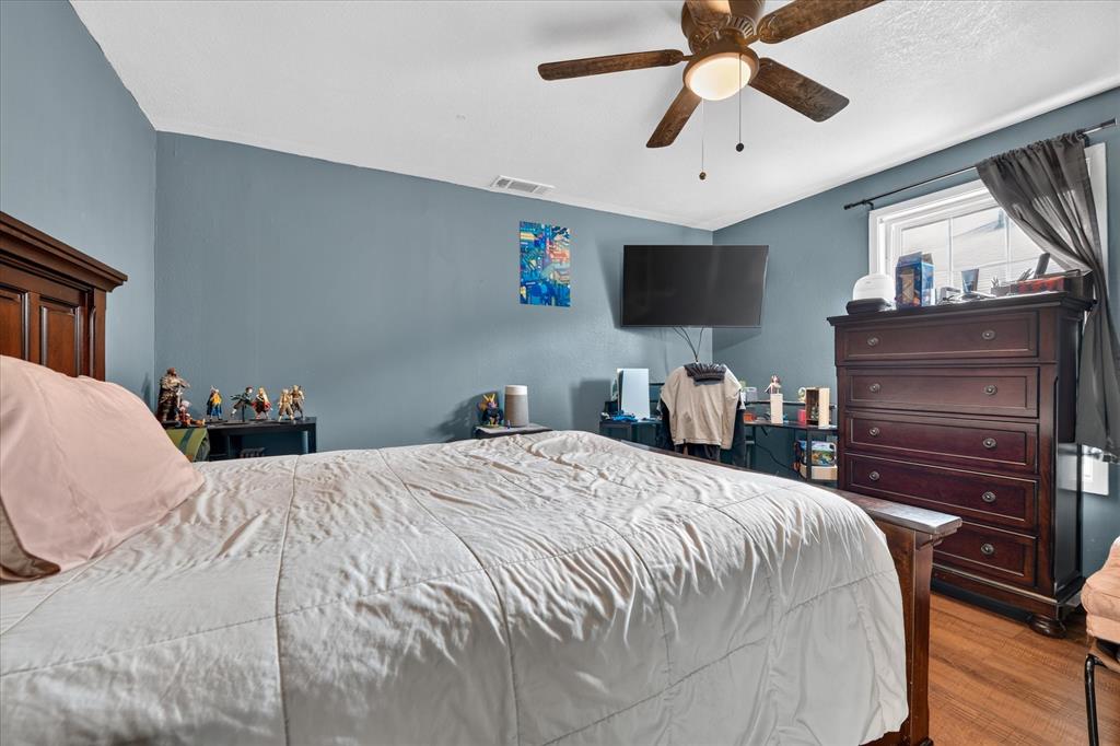 1714 Bessie Street Property Photo 23