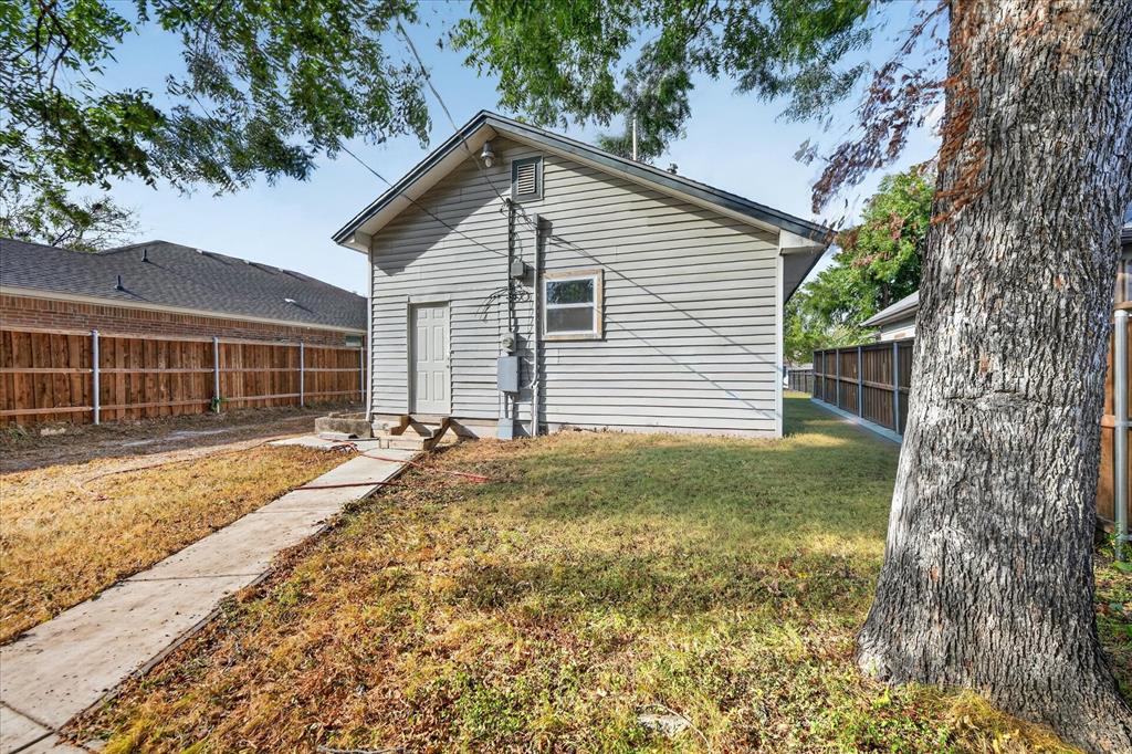 1714 Bessie Street Property Photo 39