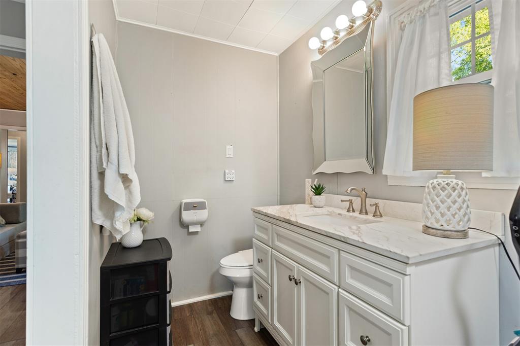 4050 Fm 16 Property Photo 19
