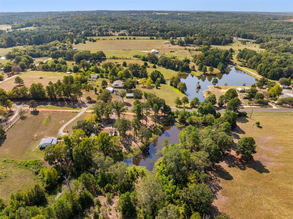 4050 Fm 16 Property Photo 26