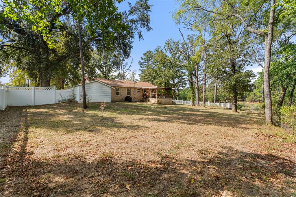 4050 Fm 16 Property Photo 32