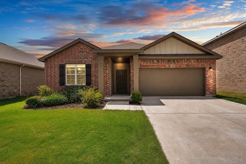 1433 Ancer Way Property Photo 1