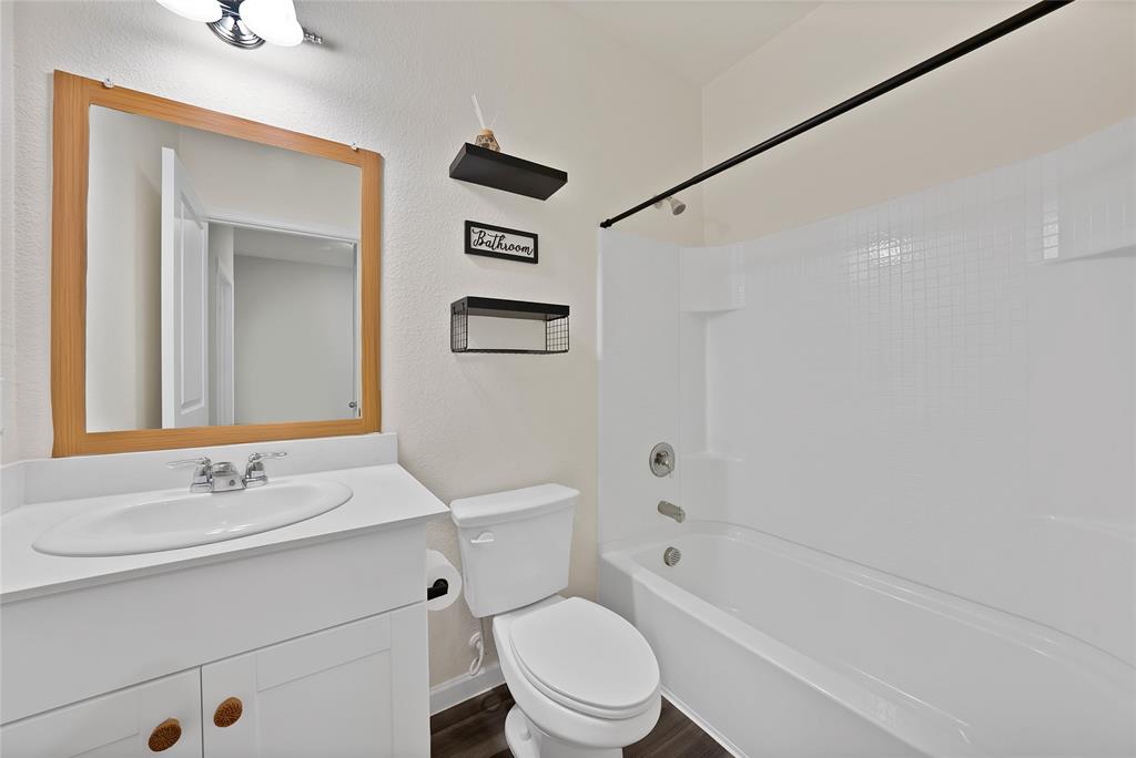 1433 Ancer Way Property Photo 13