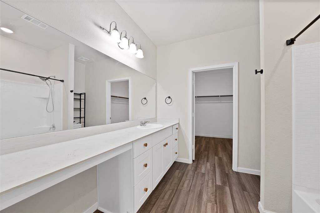 1433 Ancer Way Property Photo 18