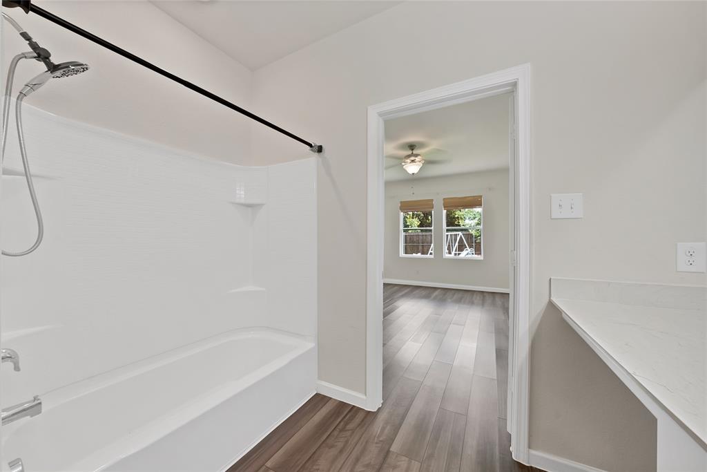 1433 Ancer Way Property Photo 20