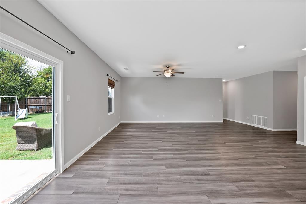 1433 Ancer Way Property Photo 21
