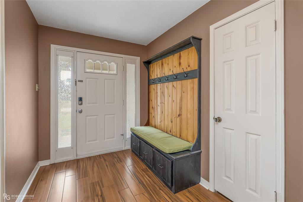 412 Stratmore Drive Property Photo 8