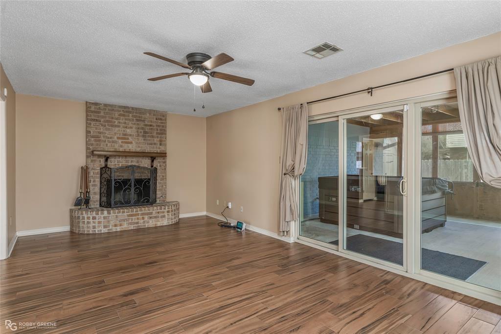 412 Stratmore Drive Property Photo 9