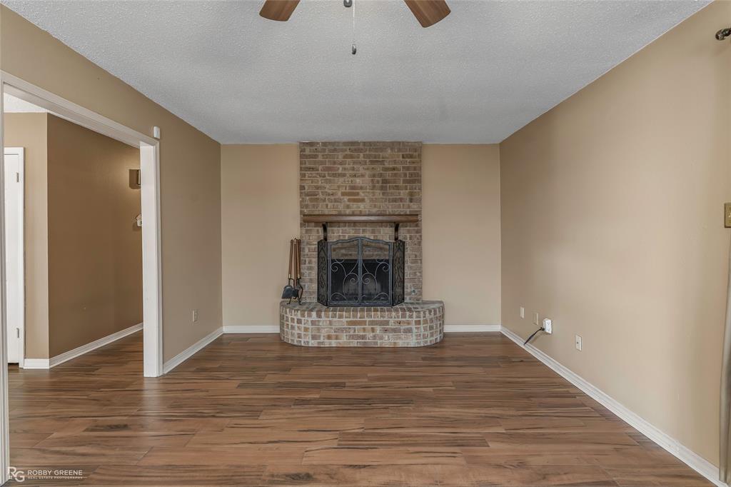 412 Stratmore Drive Property Photo 10