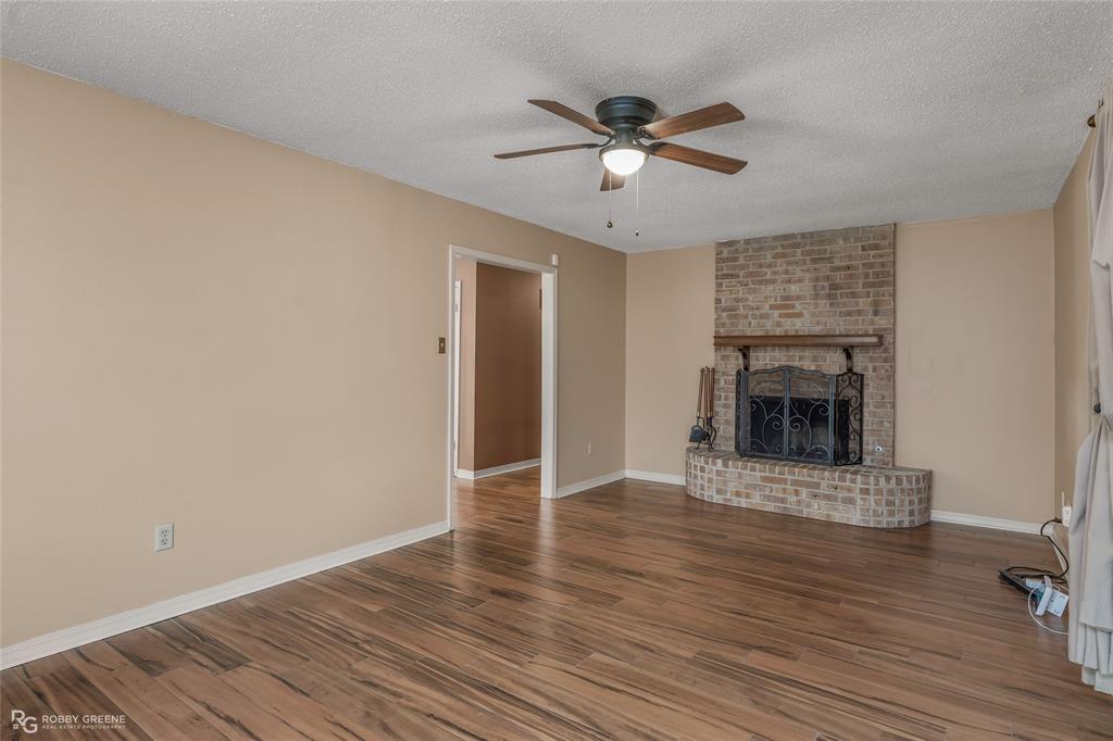 412 Stratmore Drive Property Photo 11
