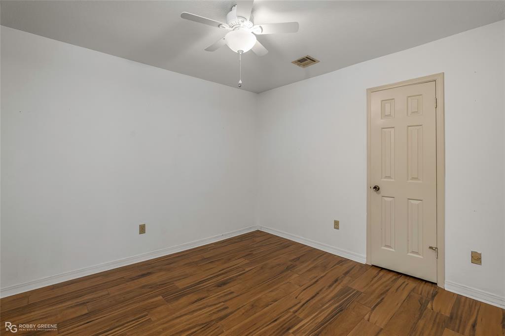 412 Stratmore Drive Property Photo 21