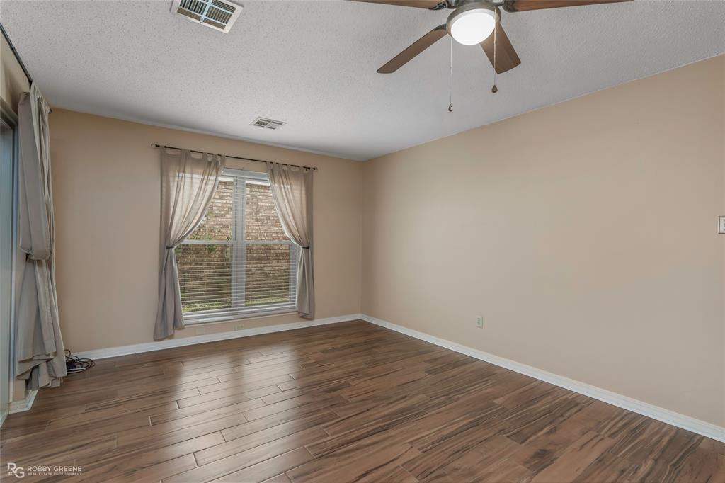 412 Stratmore Drive Property Photo 22