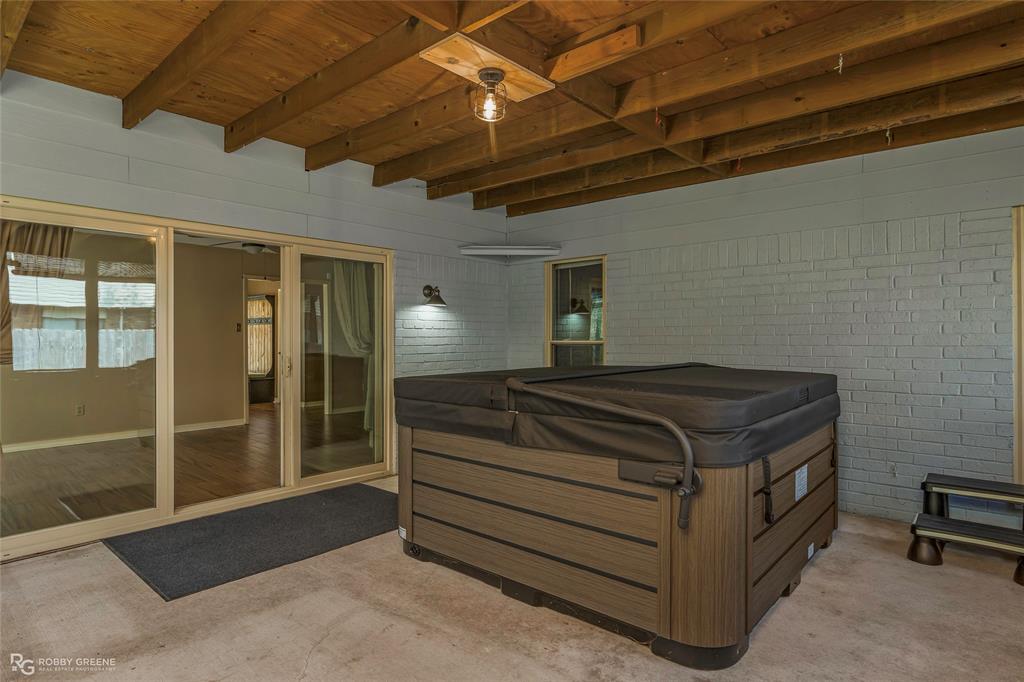 412 Stratmore Drive Property Photo 27