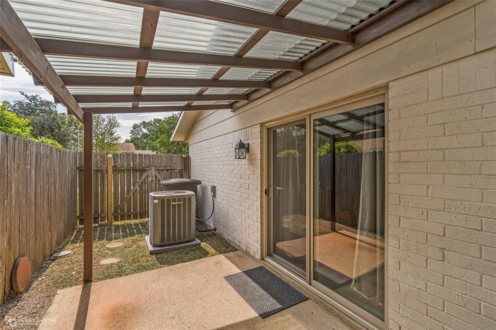 412 Stratmore Drive Property Photo 29