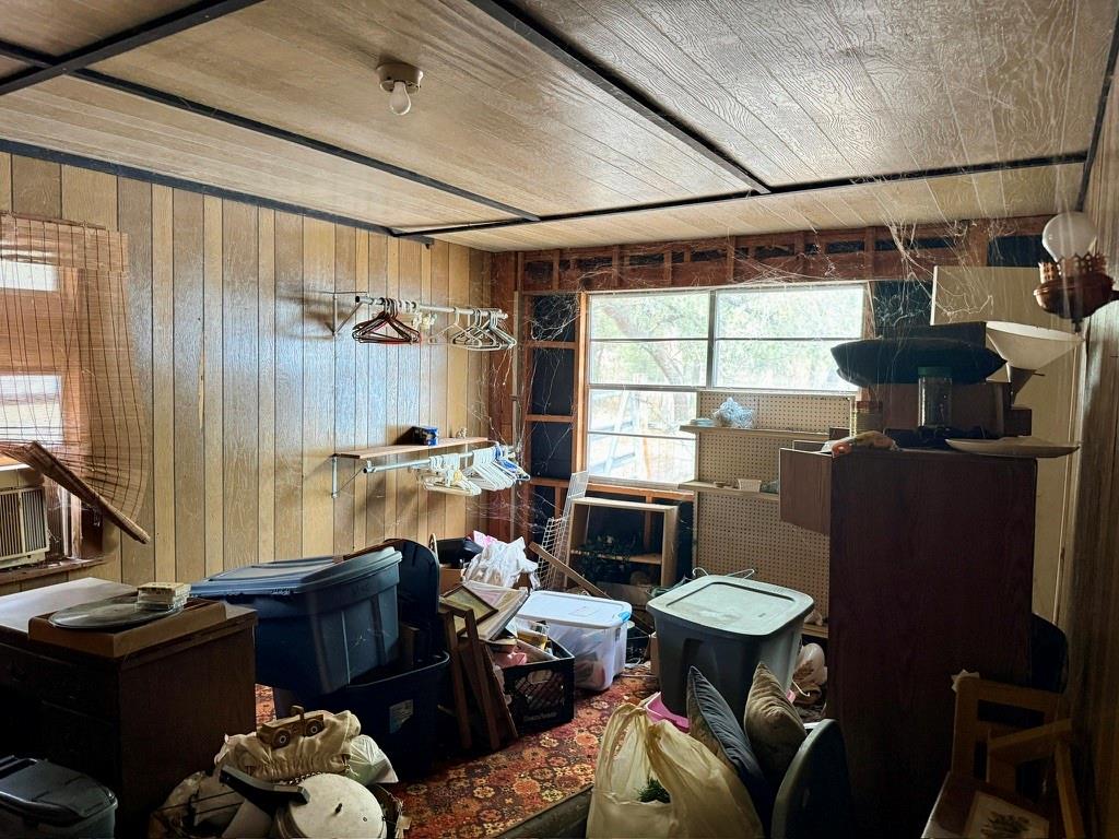 212 County Road 1746 Property Photo 18