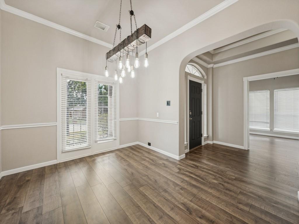10209 Cantana Court Property Photo 4