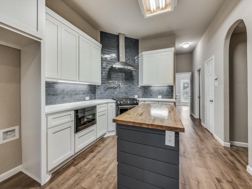 10209 Cantana Court Property Photo 13