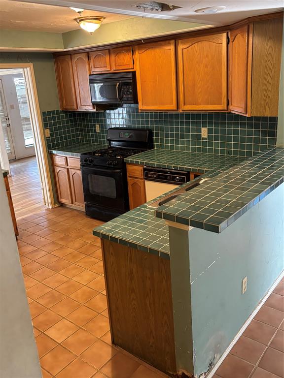 2524 Heatherdale Drive Property Photo 8