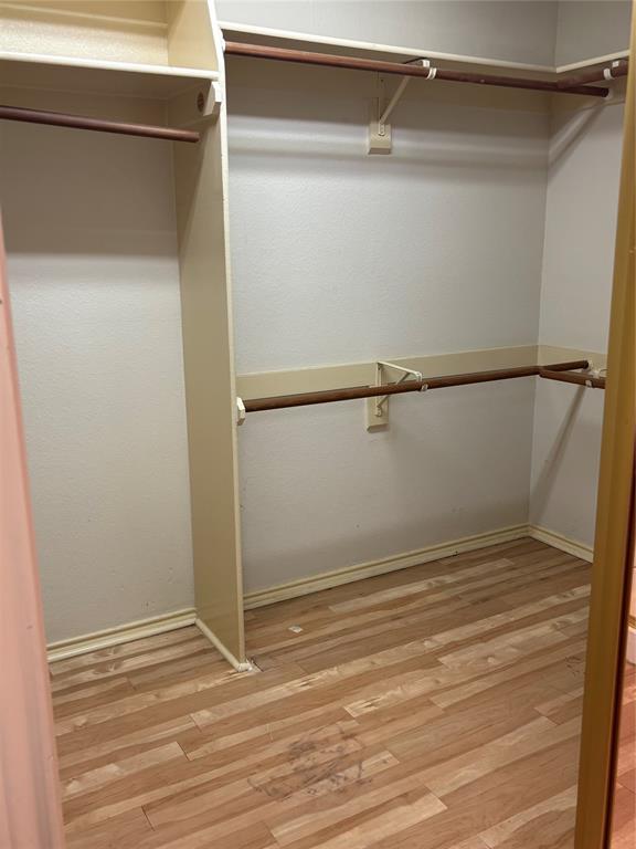 2524 Heatherdale Drive Property Photo 17