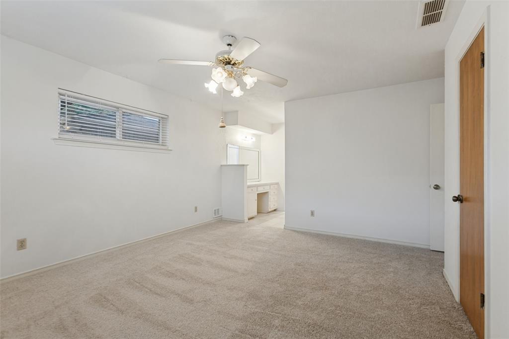 9433 Meadowknoll Drive Property Photo 20