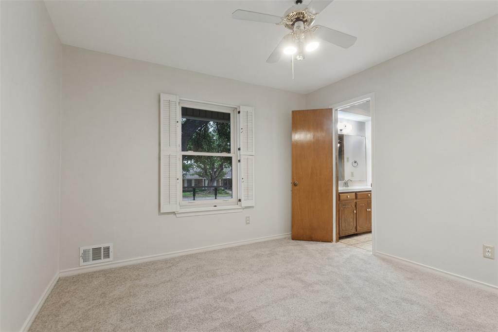 9433 Meadowknoll Drive Property Photo 23