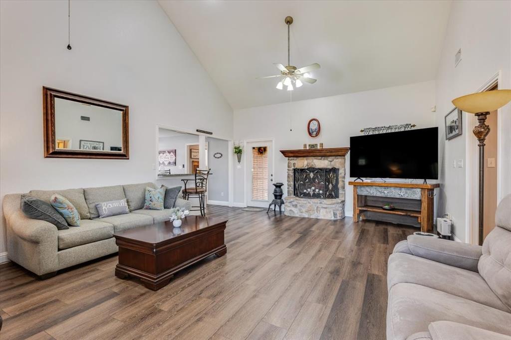 2400 Springfield Road Property Photo 3