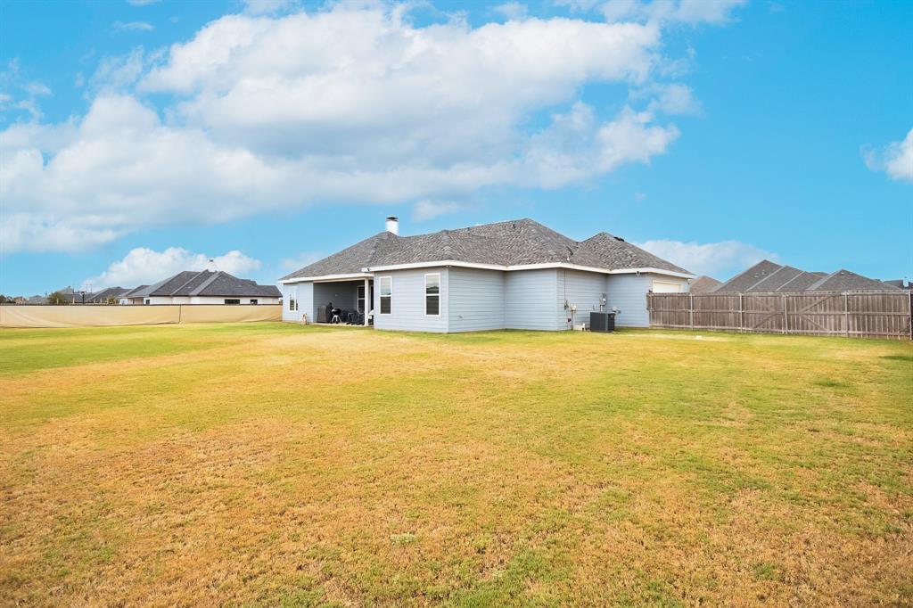 212 Runnymede Way Property Photo 35